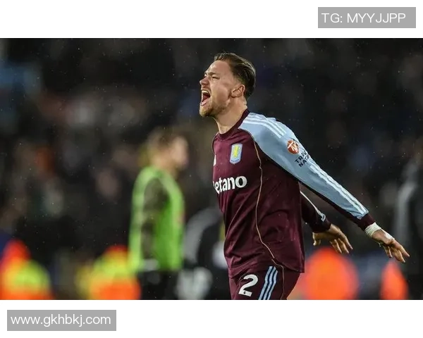 维拉逆转利兹联豪取六胜一负成功跻身英超前四